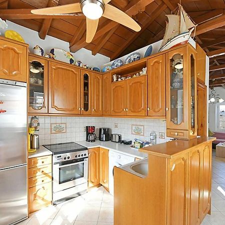 Апартаменты Margarita'S House Идра Экстерьер фото